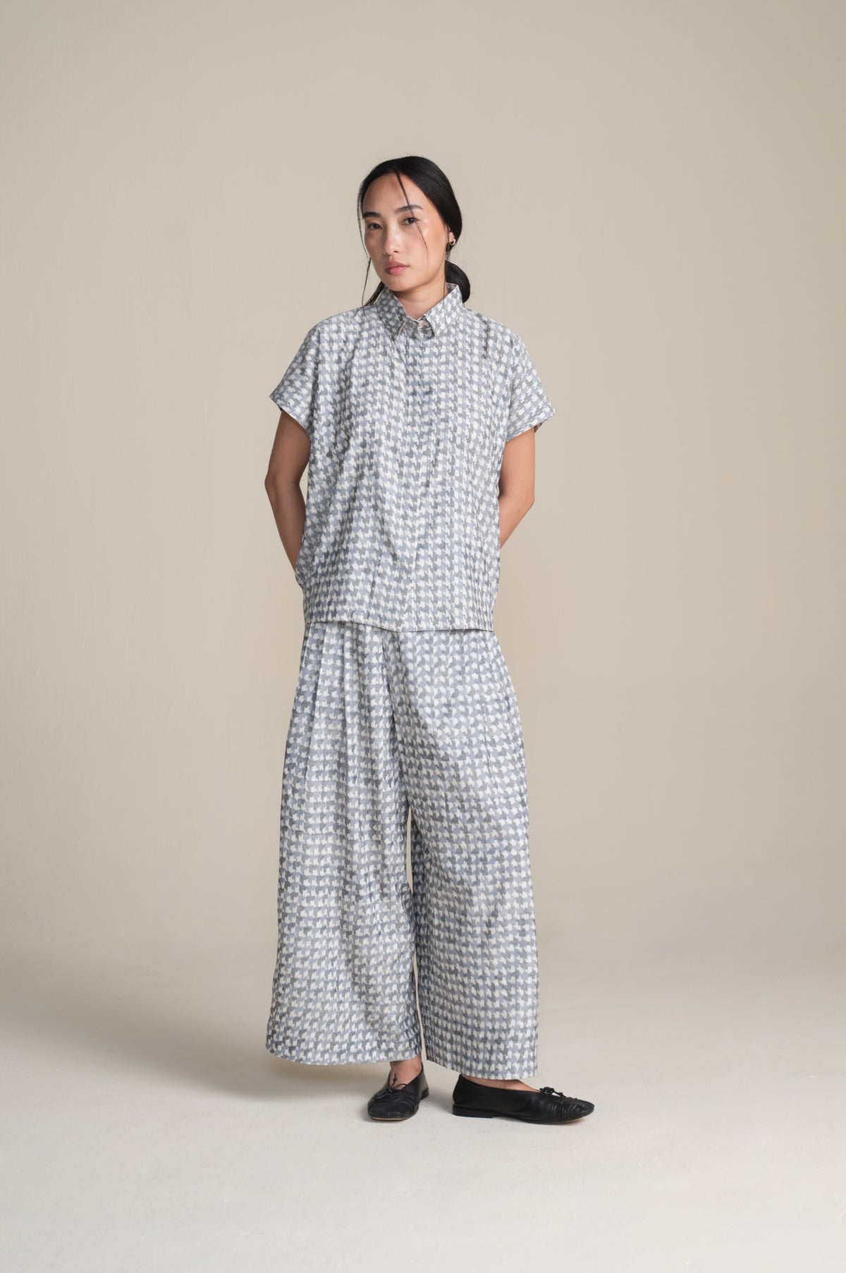 The Heritage Raglan Shirt | Ash Houndstooth