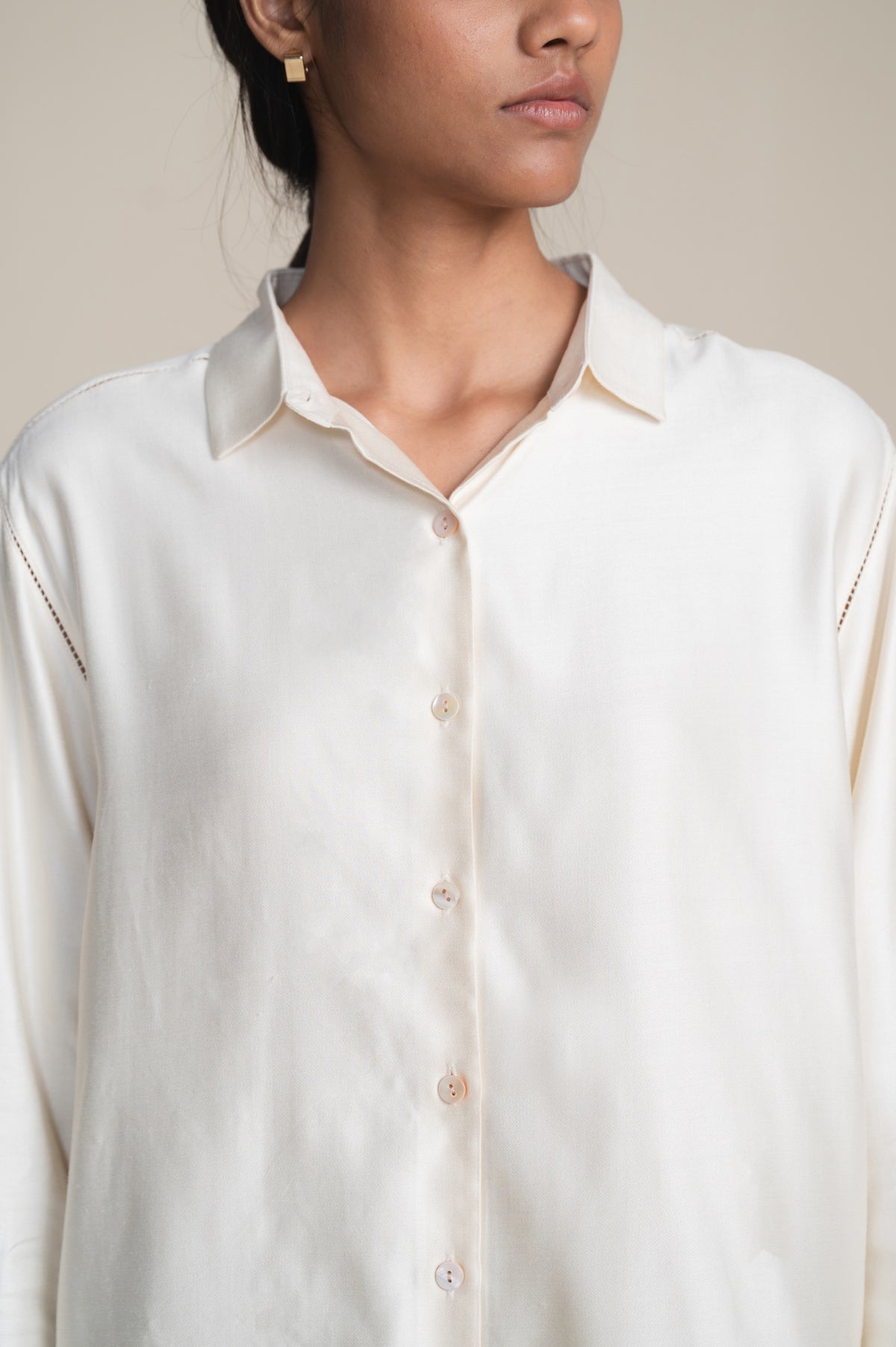 The Button-Down | Pearl