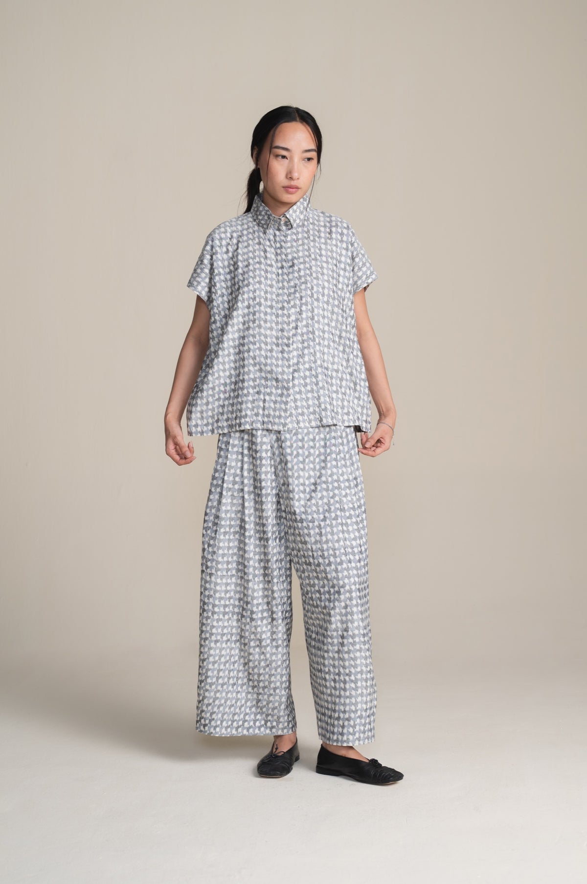 The Heritage Raglan Shirt | Ash Houndstooth