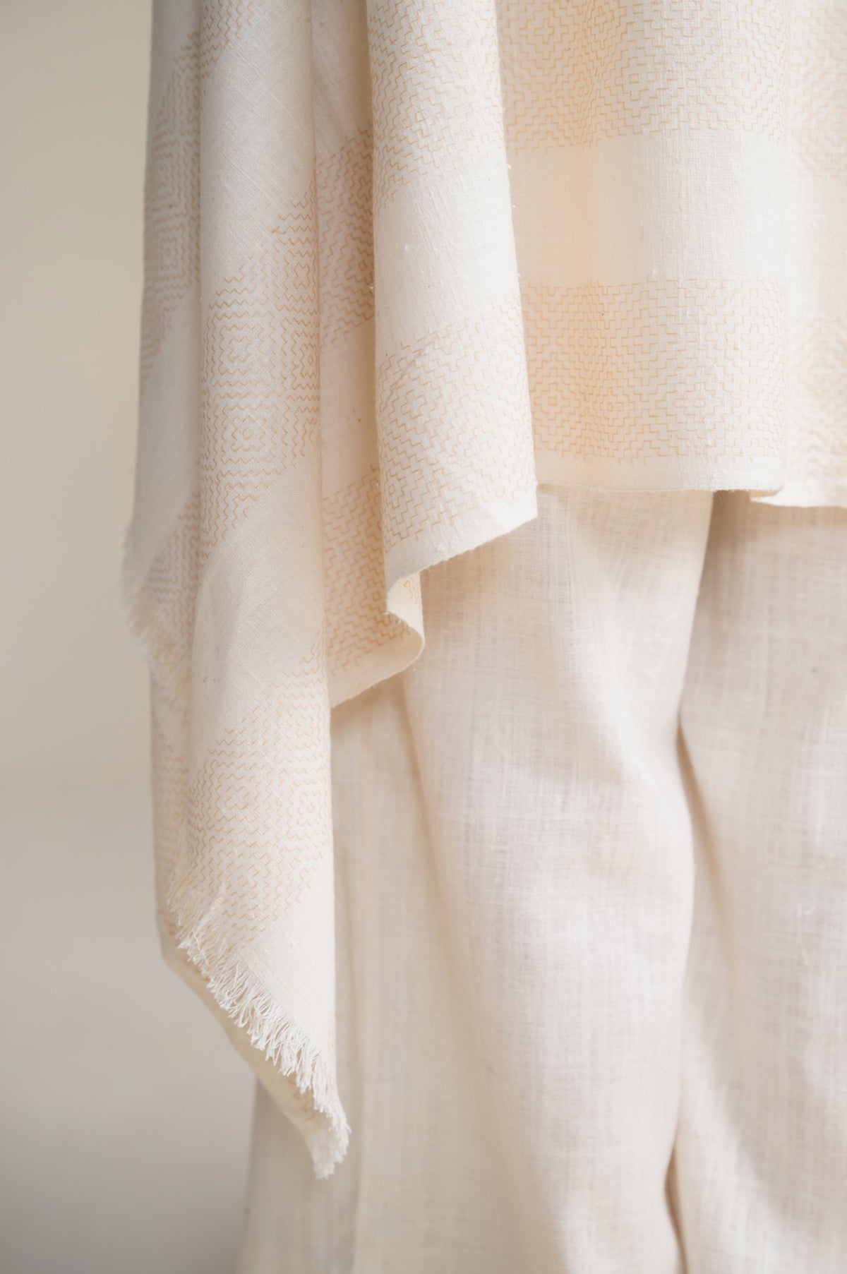Meditation Shawl | Band - Oat