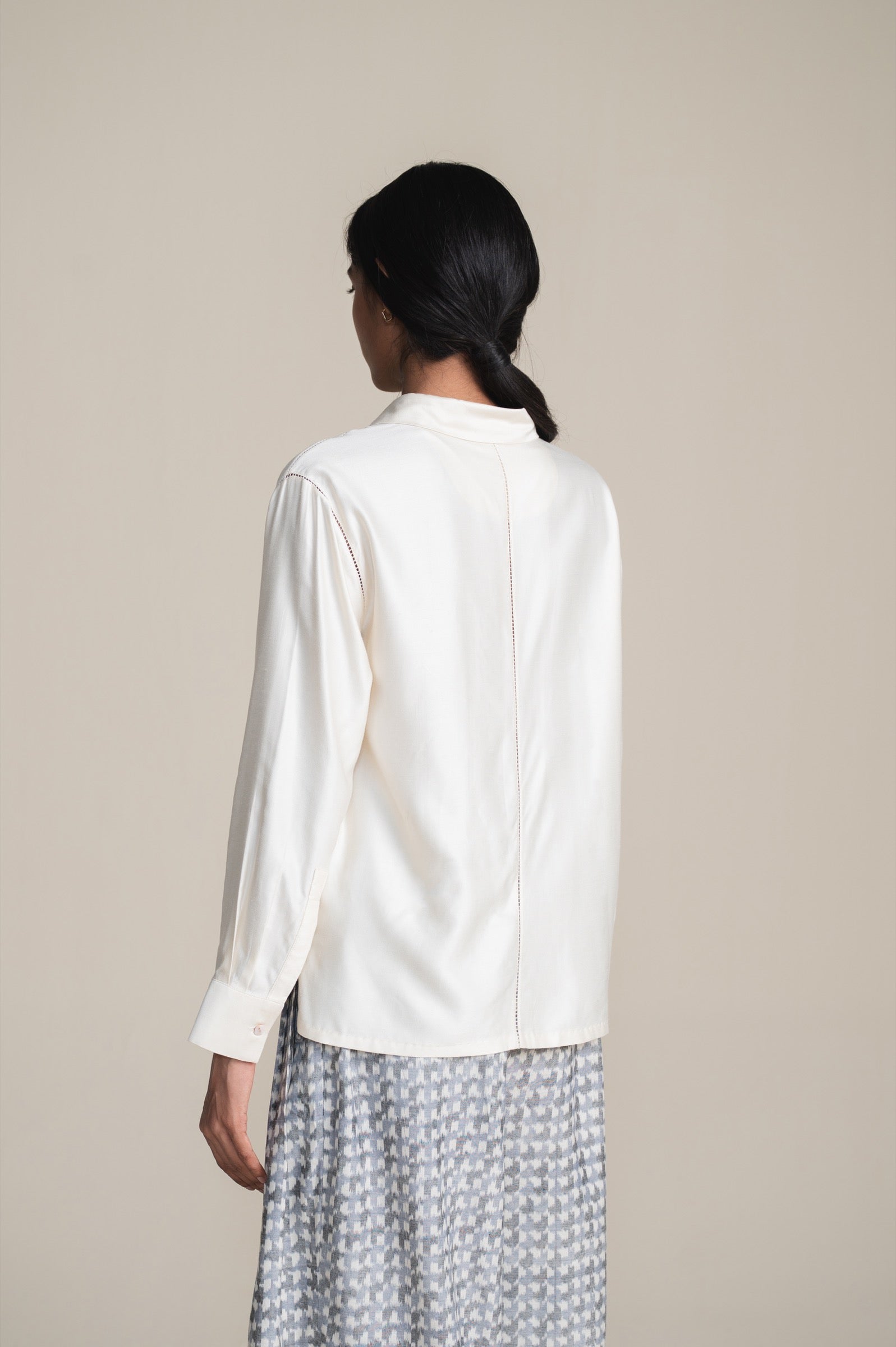 The Button-Down | Pearl