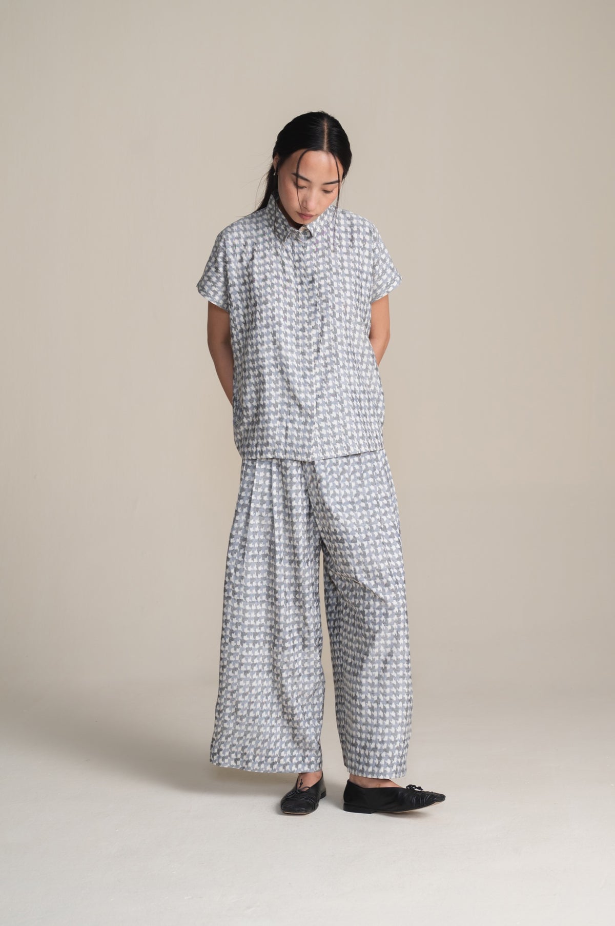 The Heritage Raglan Shirt | Ash Houndstooth
